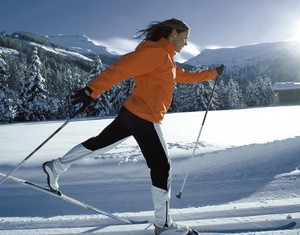 бег на лыжах похудеть